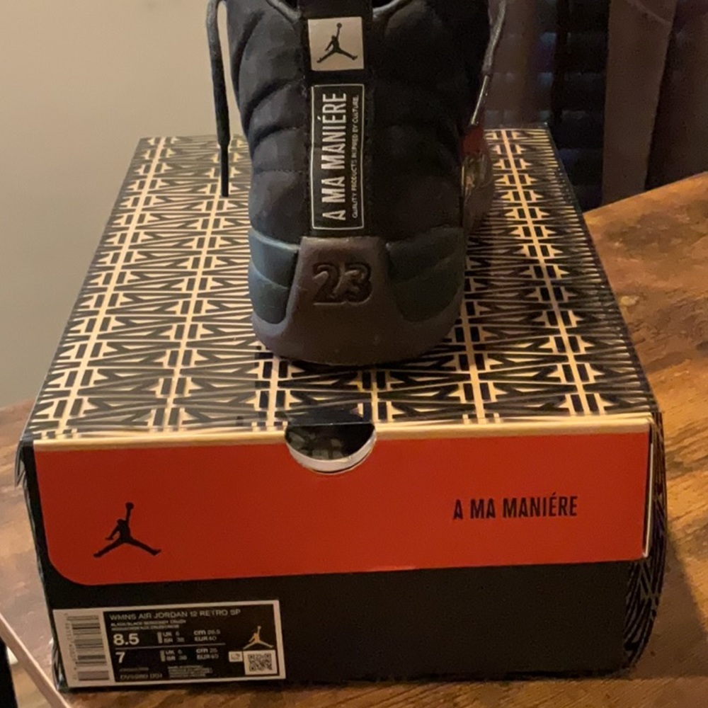 Women’s air, Jordan 12 retro 8.5